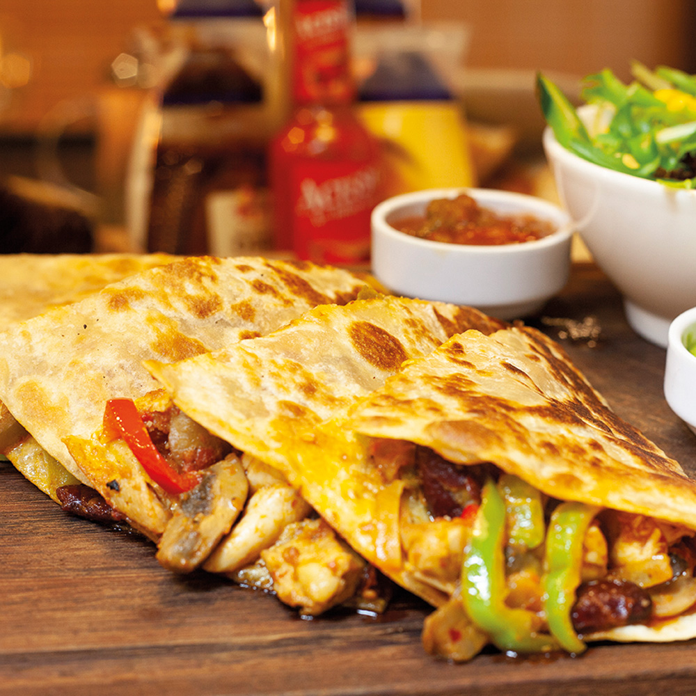 TAVUK QUESADILLA