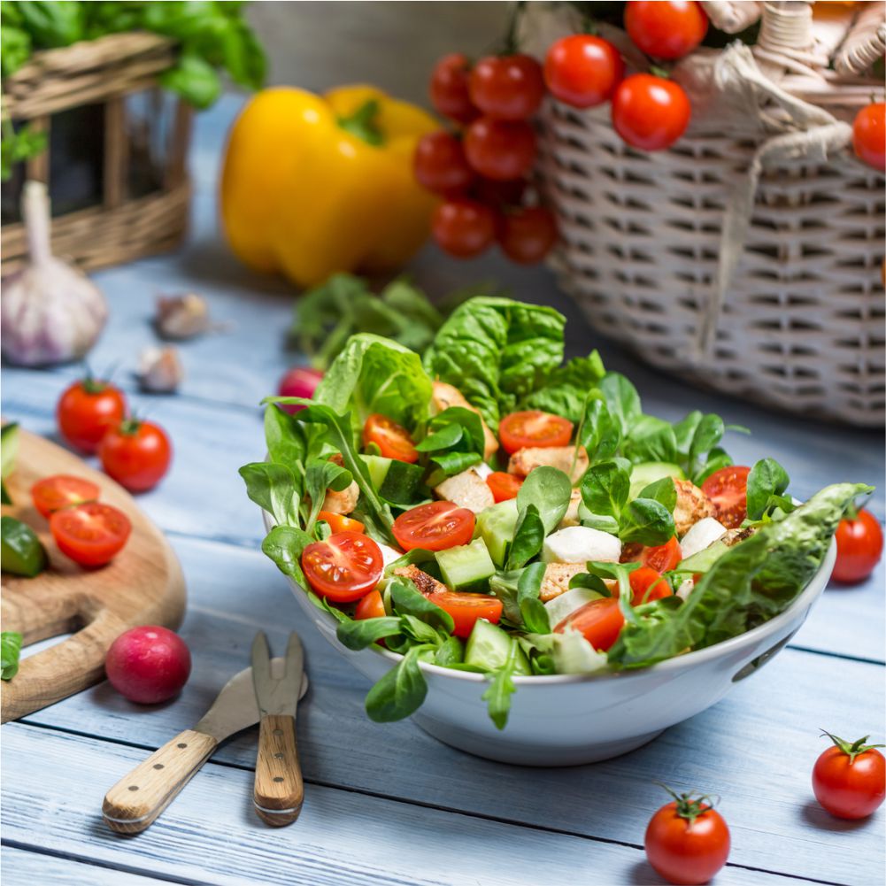TAVUKLU SALATA