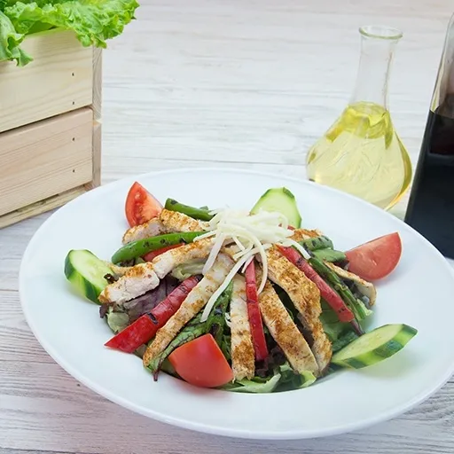 SUSAMLI ÇITIR TAVUK SALATA