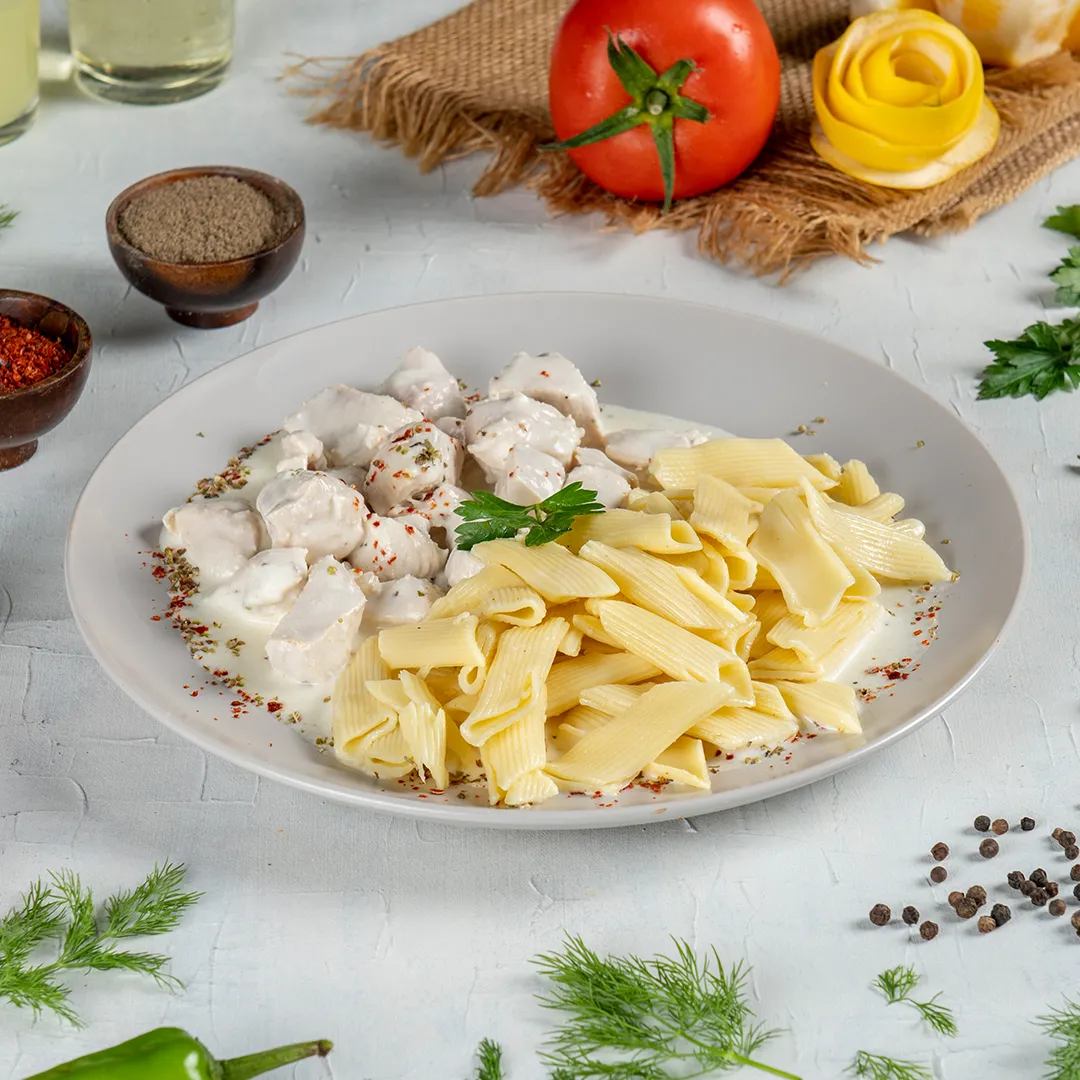 PESTO SOSLU TAVUK
