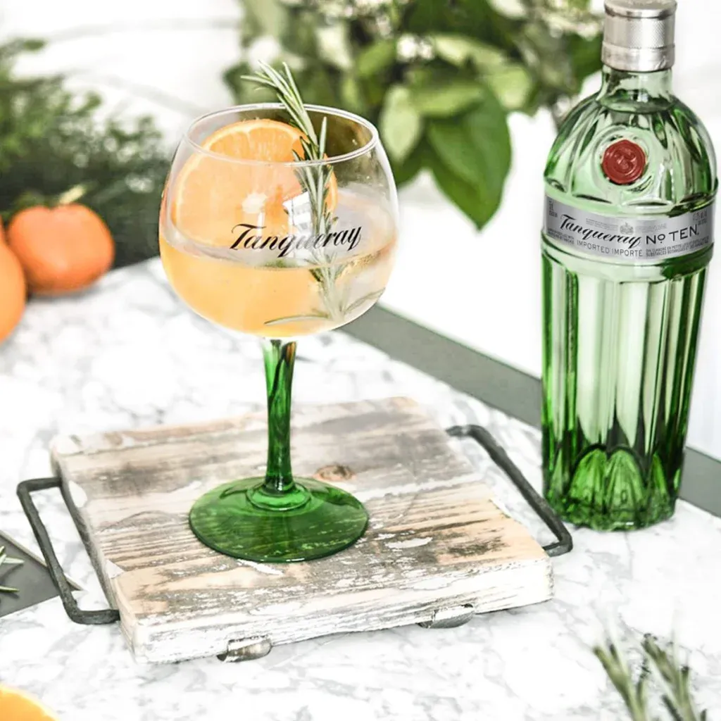 TANQUERAY NO. TEN