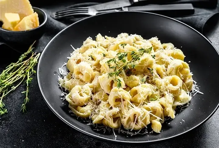PEYNİRLİ TORTELLİNİ