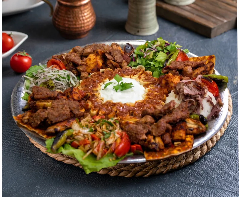 AİLE KEBABI XXXL 5-6 KİŞİLİK