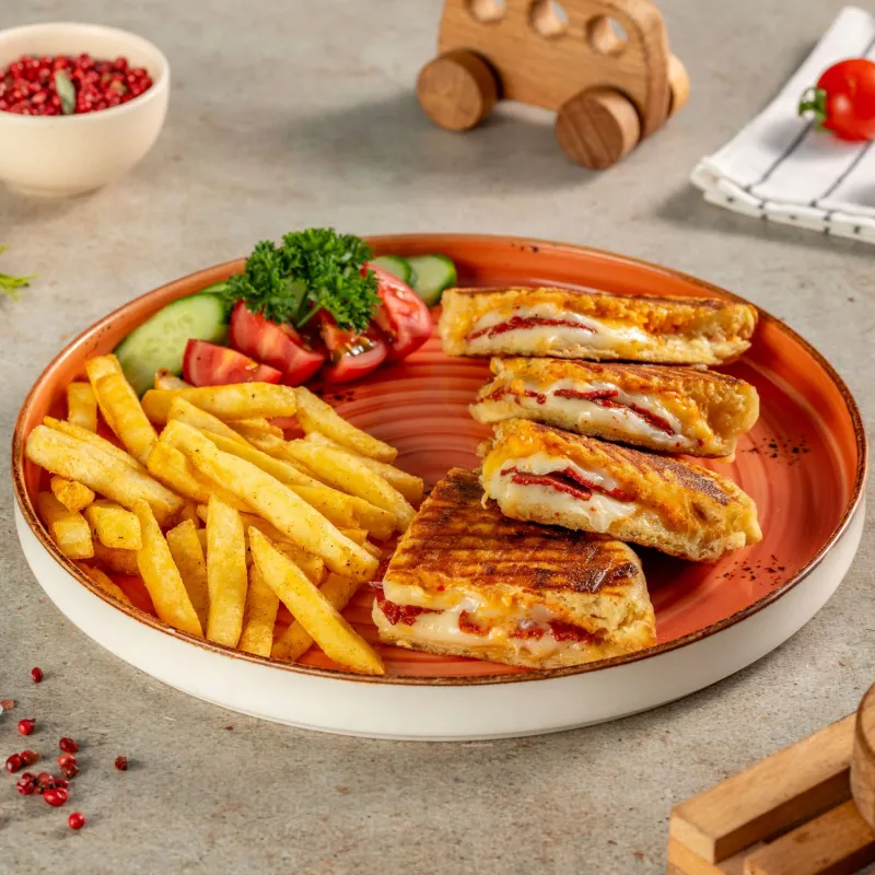 KAŞARLI SUCUKLU BAZLAMA  TOST