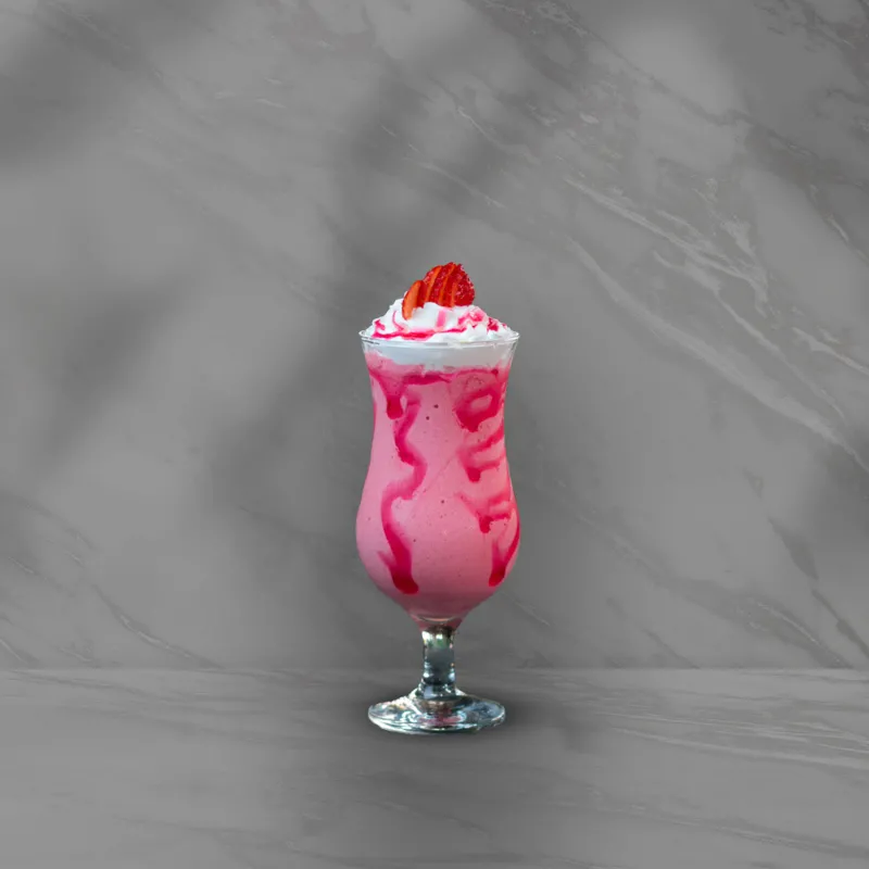 ÇİLEKLİ MİLKSHAKE