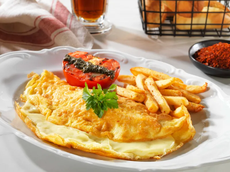 KAŞAR PEYNİR OMLET