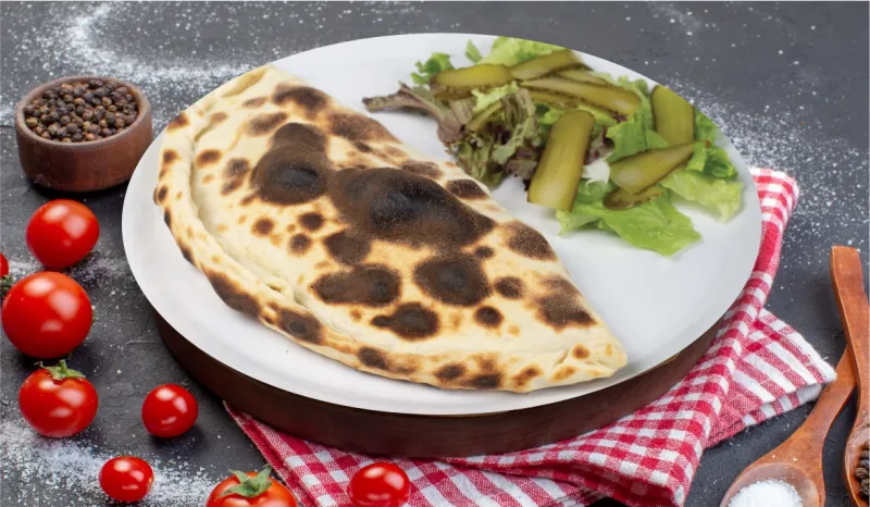 KAVURMALI CALZONE