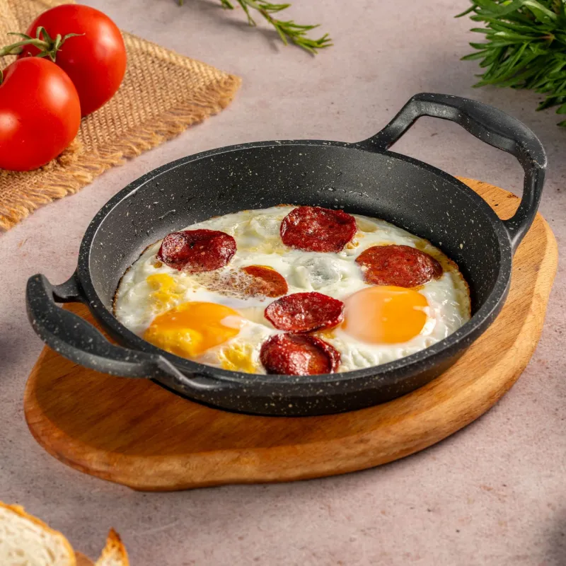 SAHANDA SUCUKLU YUMURTA