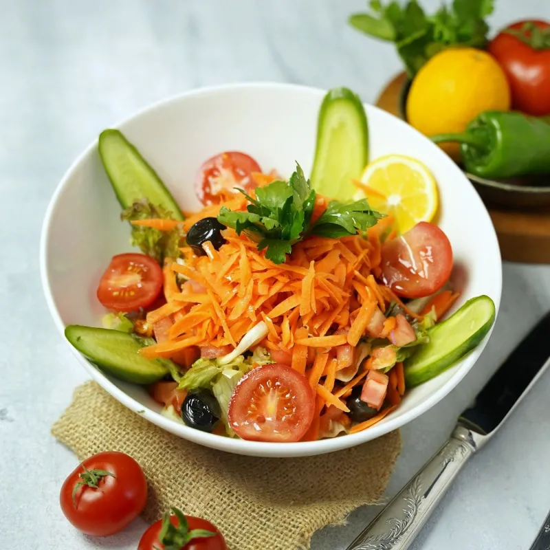KARIŞIK SALATA