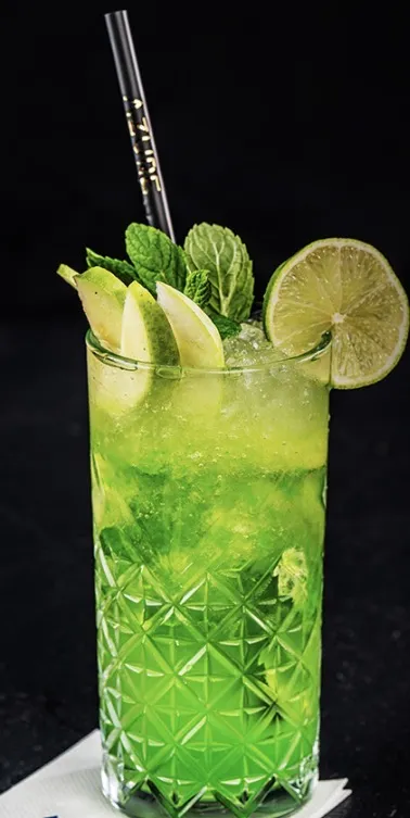 Yeşil elma mojito