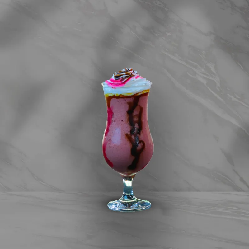 BÖĞÜRTLENLİ MİLKSHAKE