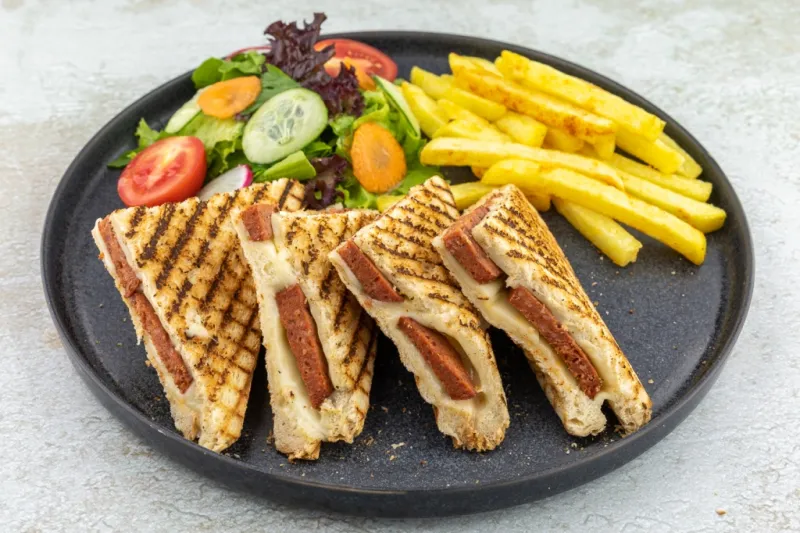 SUCUKLU TOST