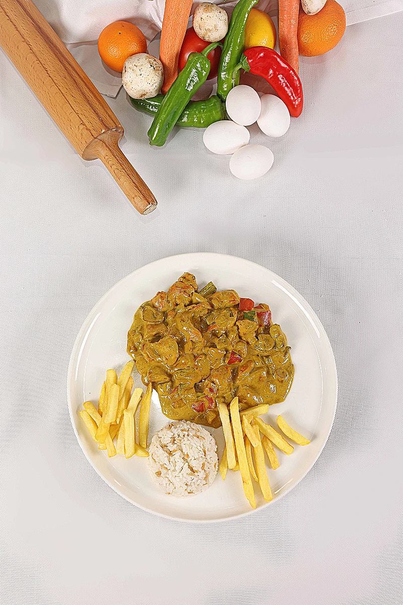 KÖRİ SOSLU TAVUK