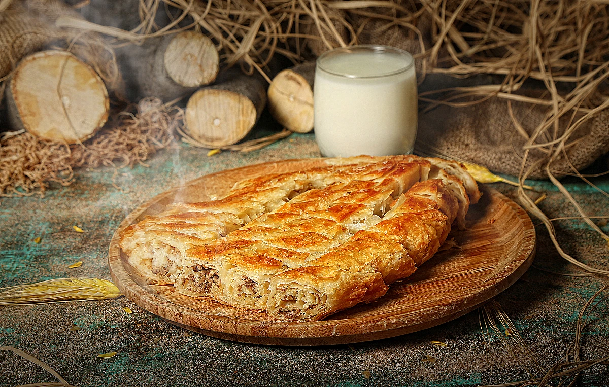 KIYMALI KOL BÖREĞİ