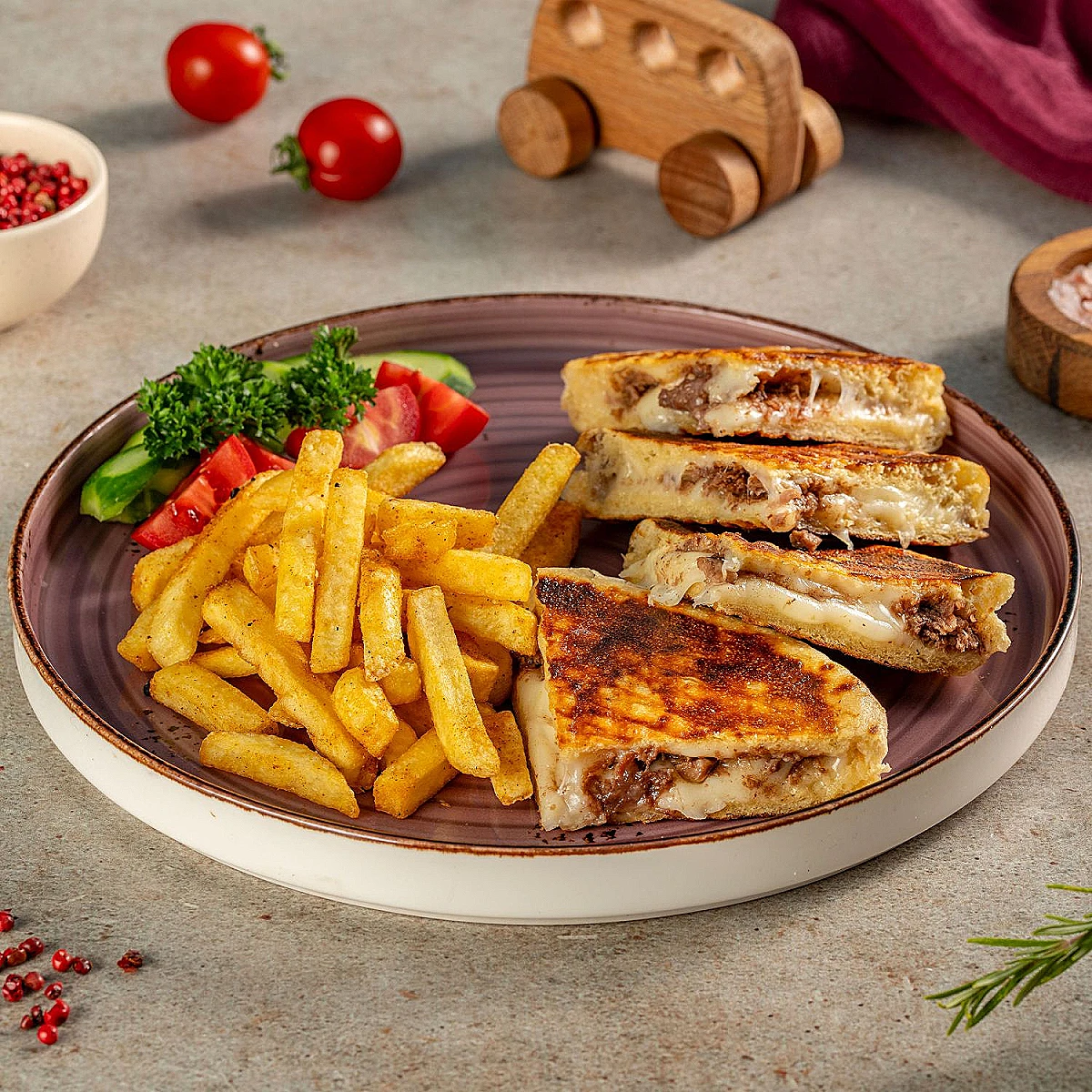 KAVURMALI KAŞARLI BAZLAMA TOST