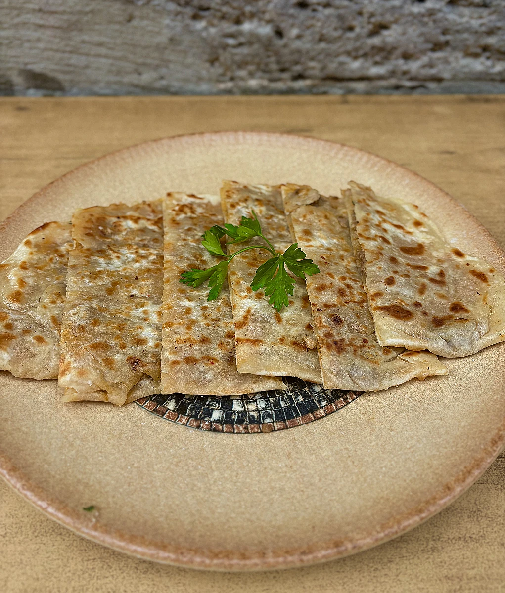 BEYAZ PEYNİRLİ GÖZLEME