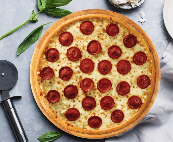 SUCUKLU PİZZA