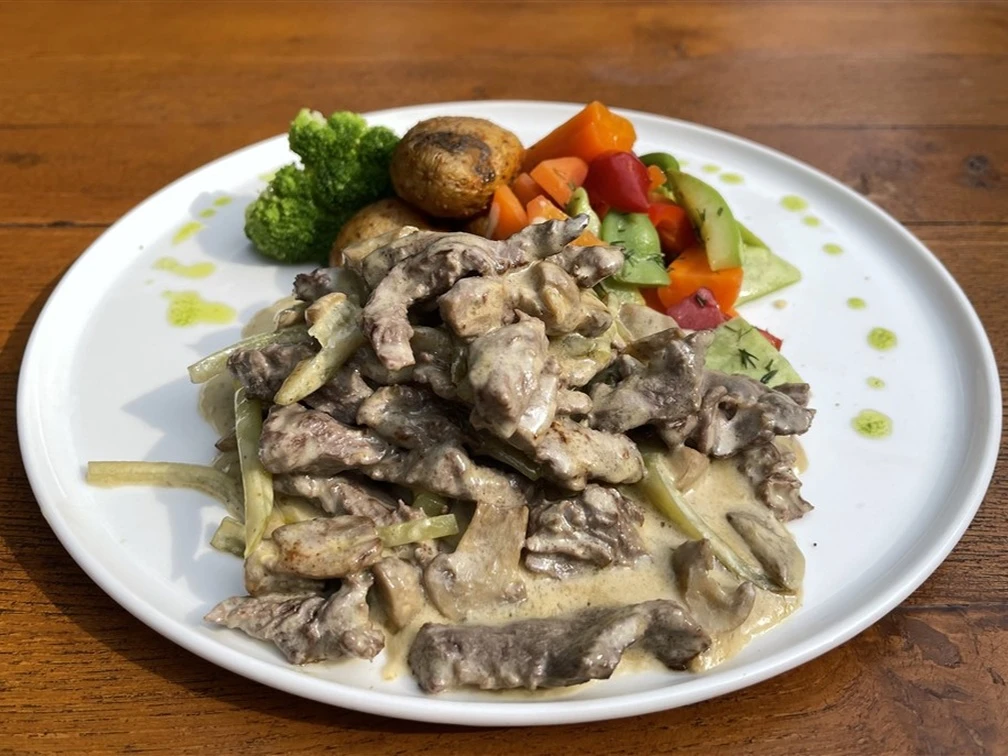BEEF STROGANOFF