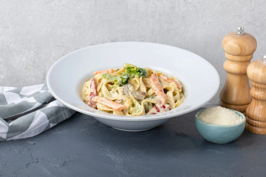 KREMALI MANTARLI FETTUCİNİ