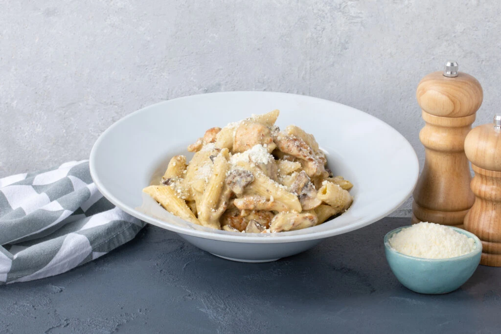 CHICKEN PENNE
