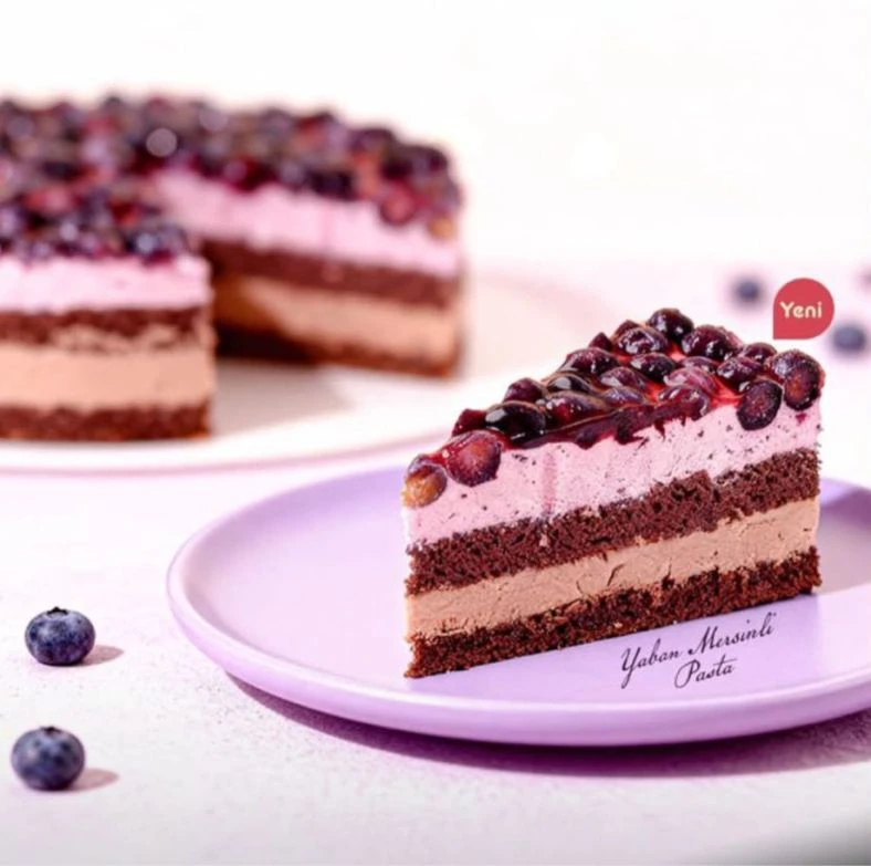 ÇİLEKLİ RED VELVET