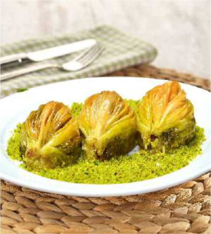 FISTIKLI KAYMAKLI MİDYE