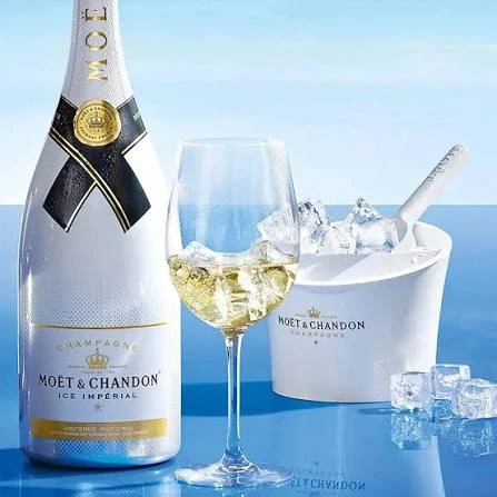 MOET CHANDON