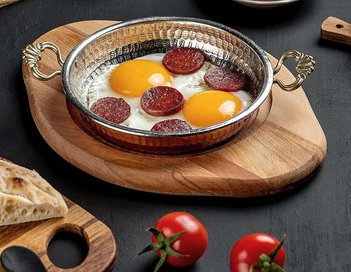 SUCUKLU YUMURTA
