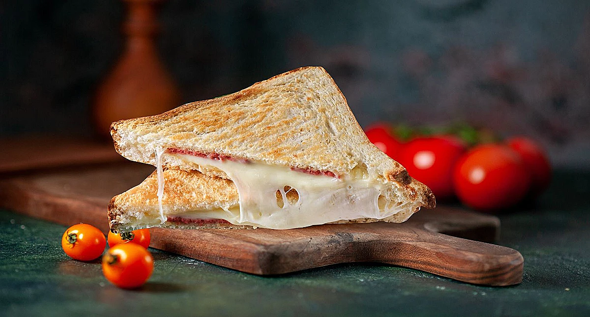 KARIŞIK TOST