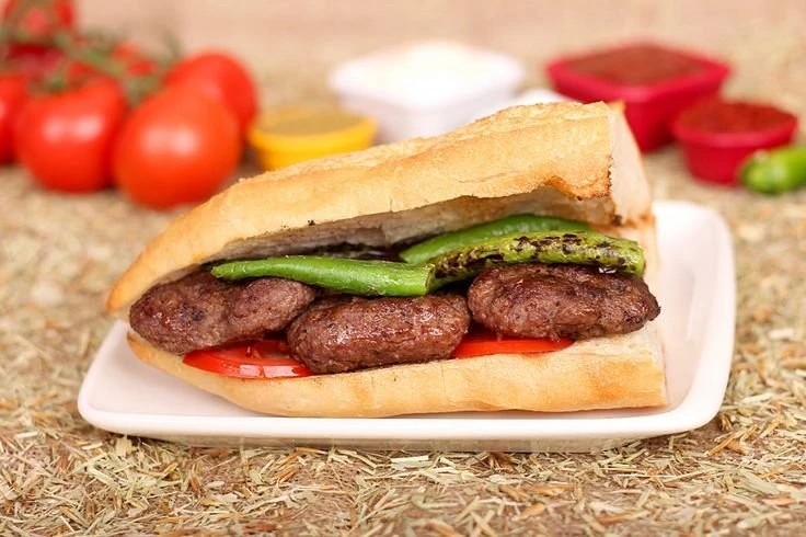 KAŞARLI KÖFTE