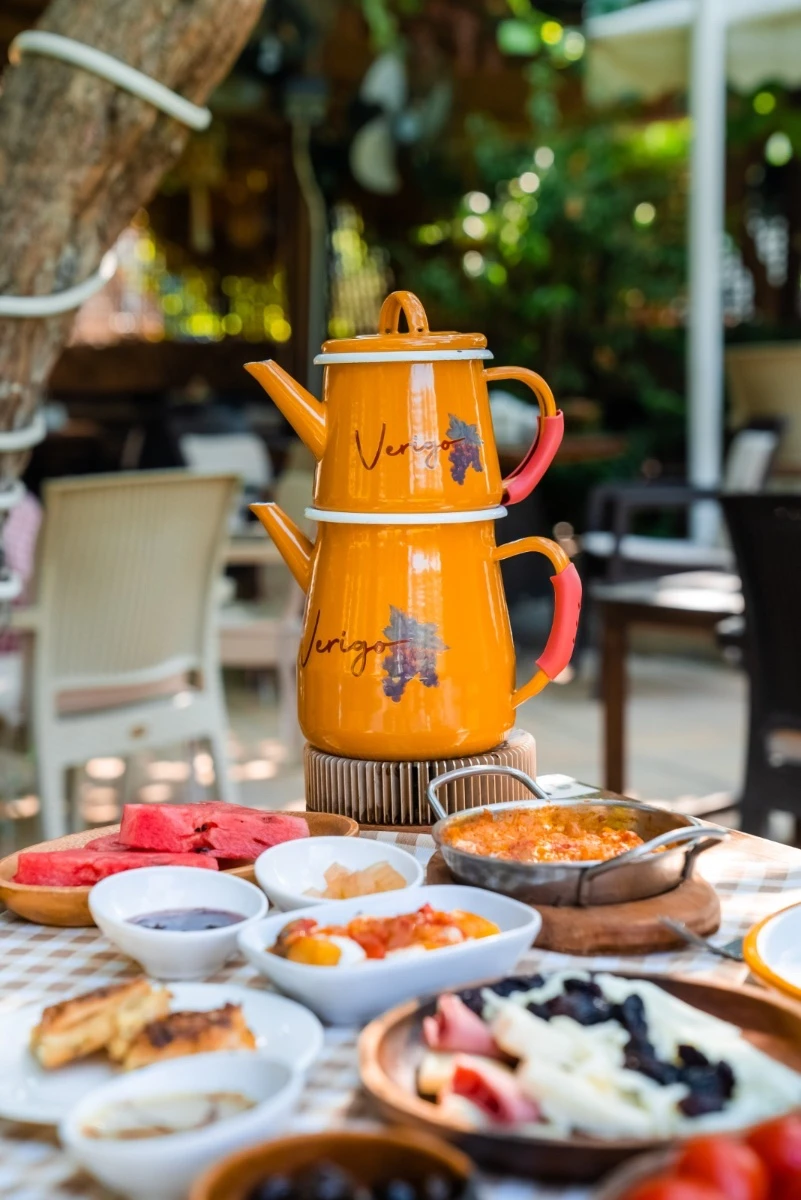 POT ÇAY