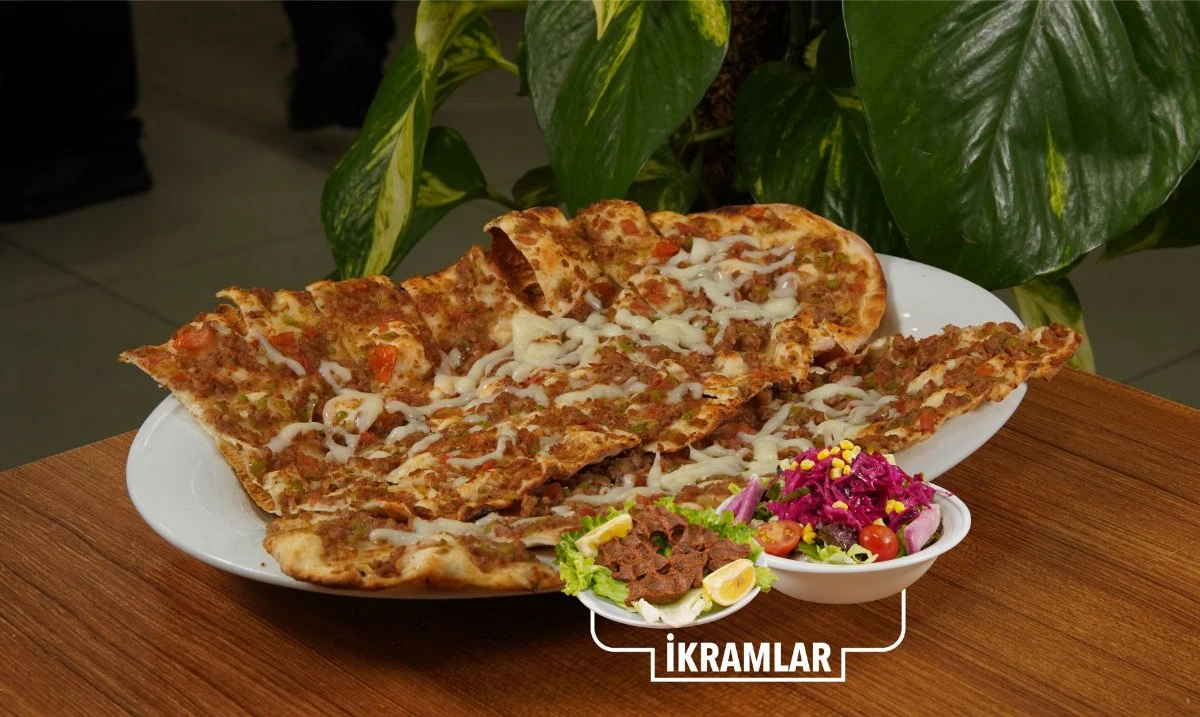KIYMALI KAŞARLI PİDE