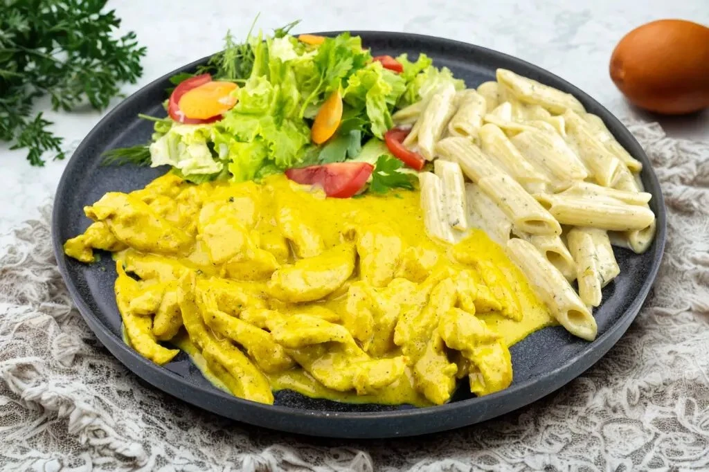 KÖRİ SOSLU TAVUK